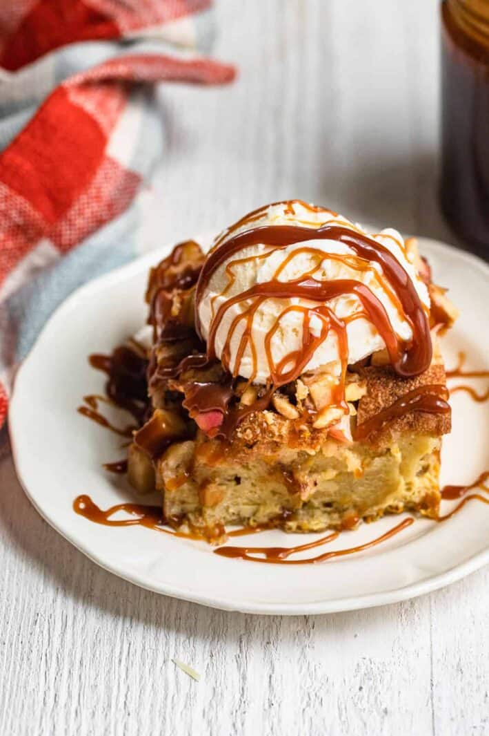 Apple Bread Pudding {Simple Recipe!} - Feel Good Foodie