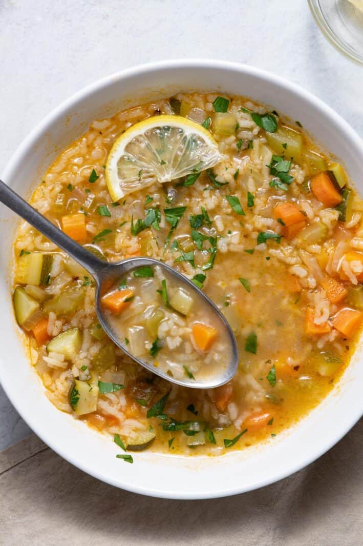 Lemon Rice Soup {Vegetarian Recipe} FeelGoodFoodie