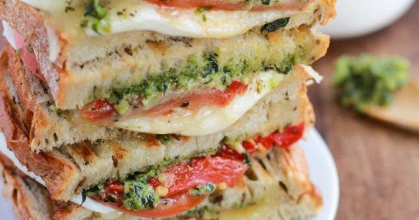 Grilled Mozzarella Sandwich FeelGoodFoodie Grilled Mozzarella Sandwich FeelGoodFoodie