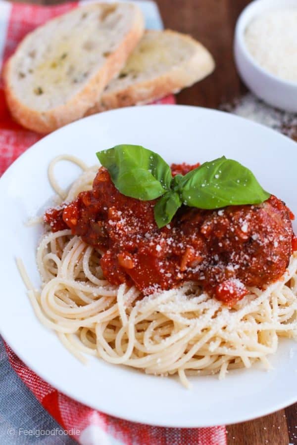 Spaghetti and Meatballs {Easy Homemade Recipe} - FeelGoodFoodie