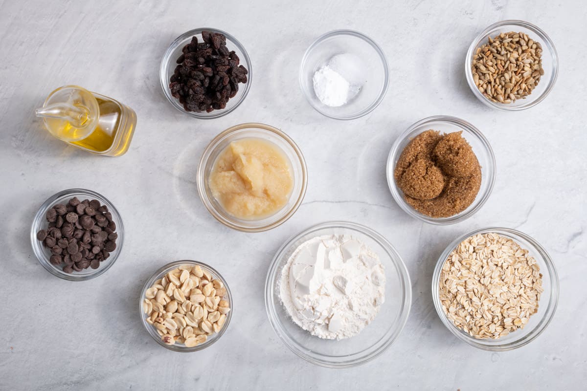 Ingredients to make the vegan cookies