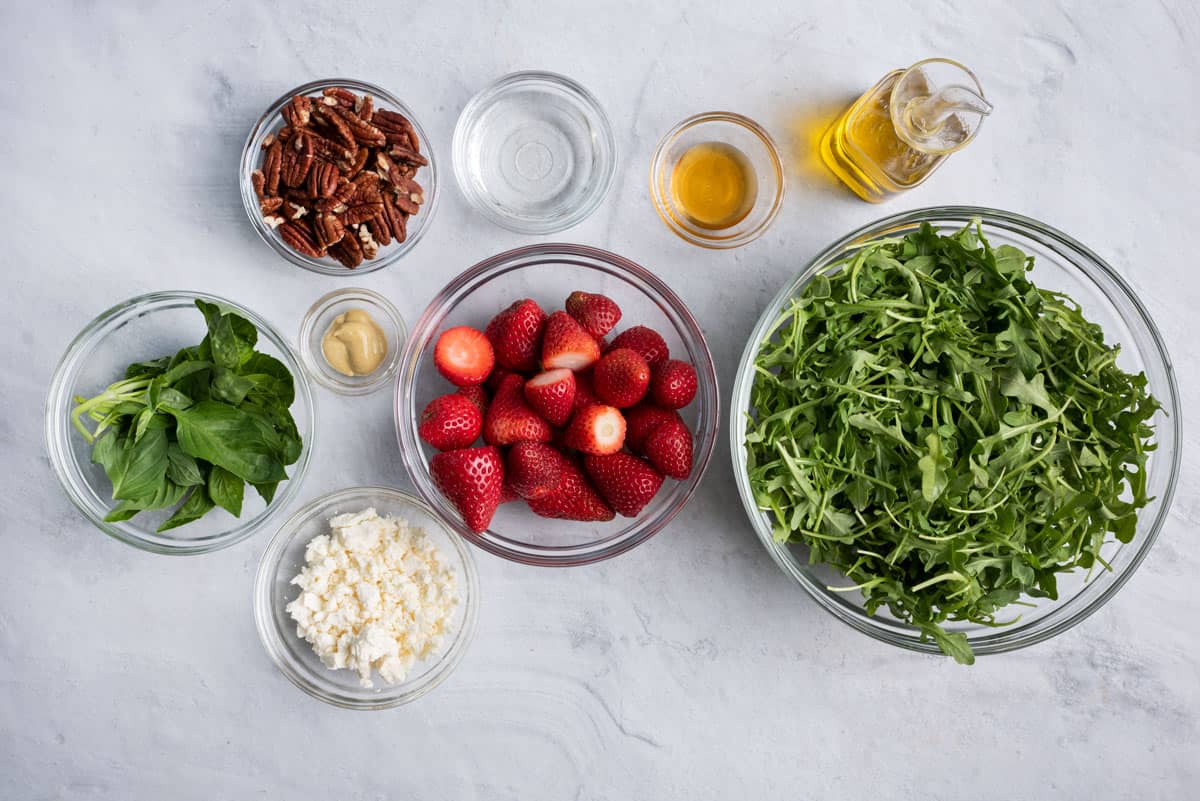 Ingredients to make the salad recipe