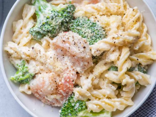 Broccoli Shrimp Pasta Alfredo Recipe - FeelGoodFoodie