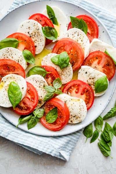 Simple Caprese Salad - Feel Good Foodie