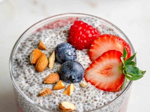 https://feelgoodfoodie.net/wp-content/uploads/2017/03/Layered-Chia-Pudding-5-1-500x375.jpg