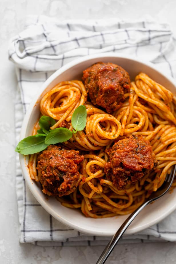 Bowl with spaghetti and meatballs in a marinara sauce