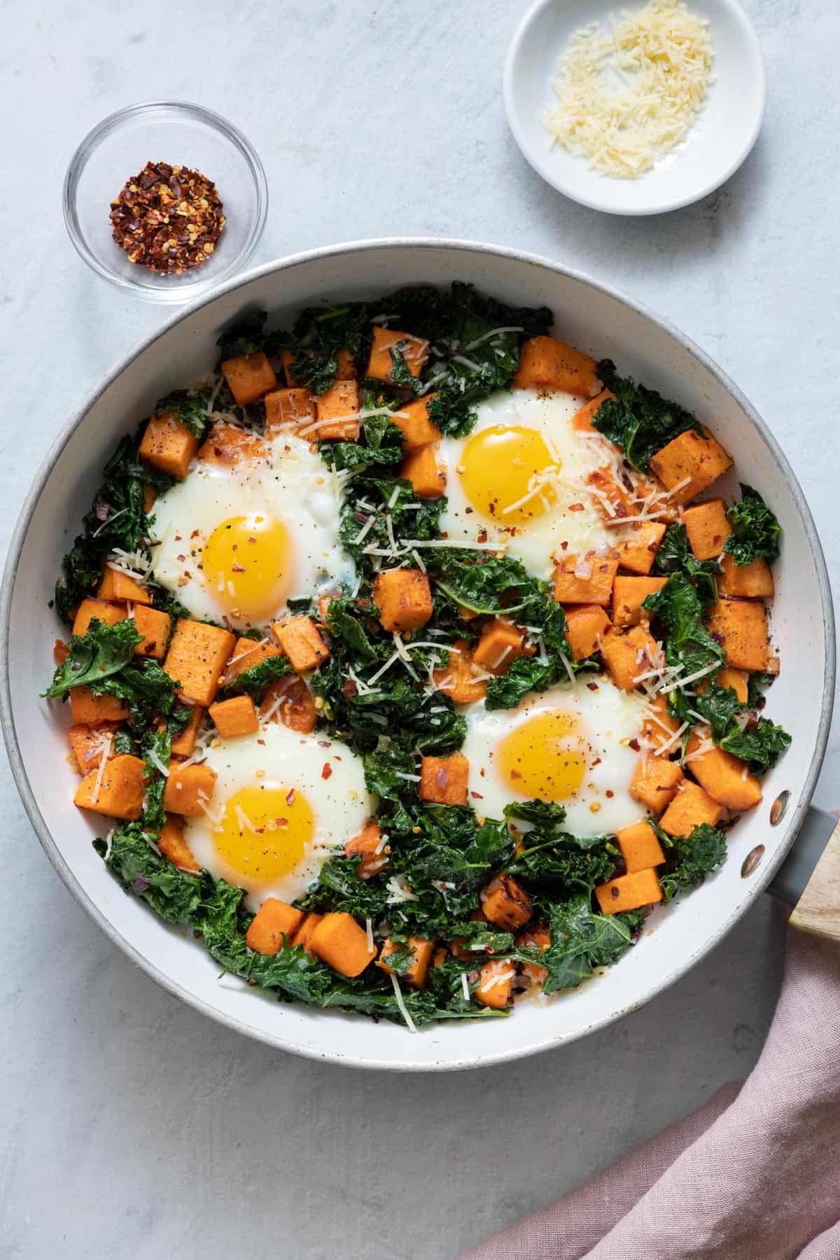 The Ultimate Breakfast Skillet with Roasted Potatoes and Eggs