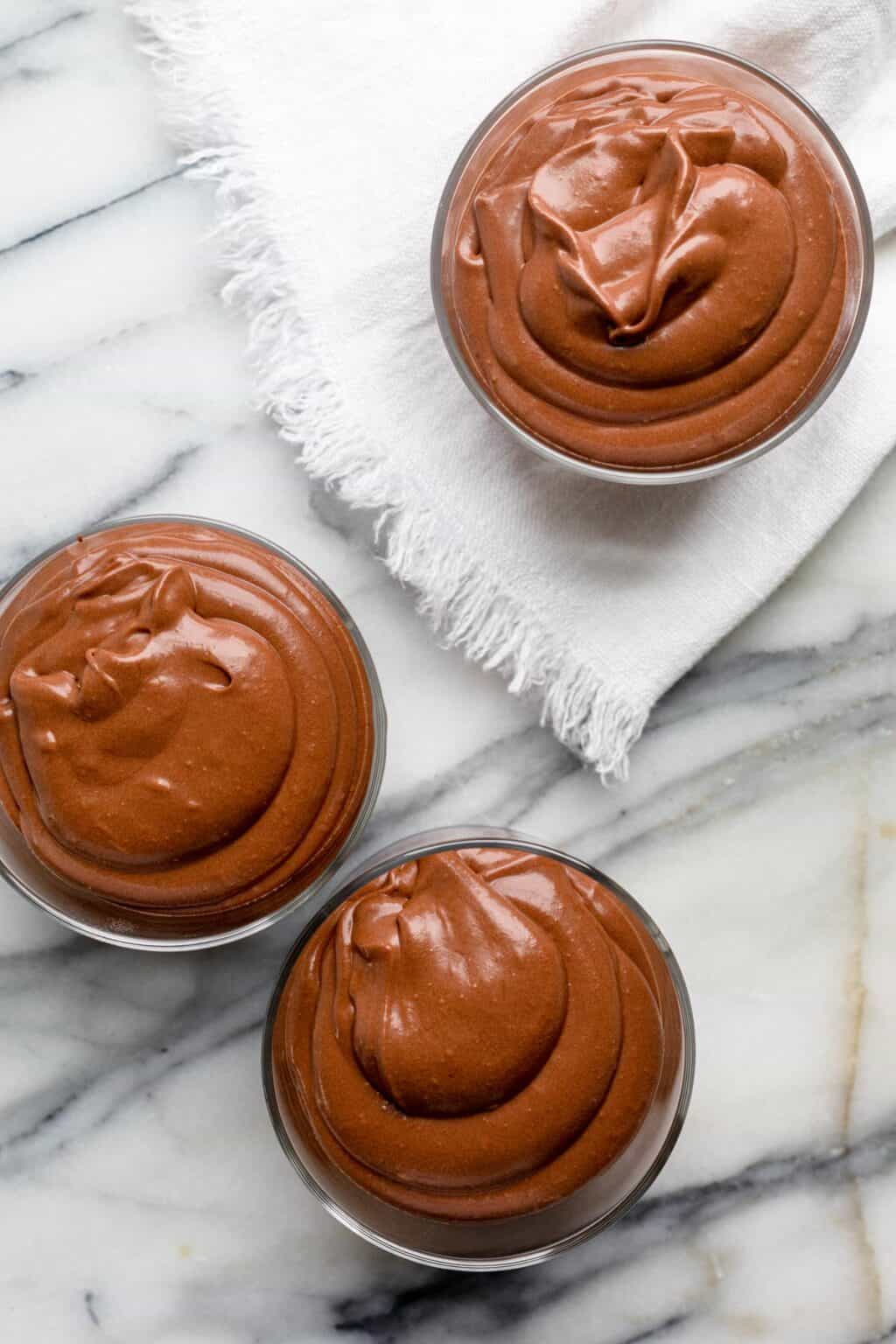 Chocolate Peppermint Mousse {Vegan Recipe} - FeelGoodFoodie