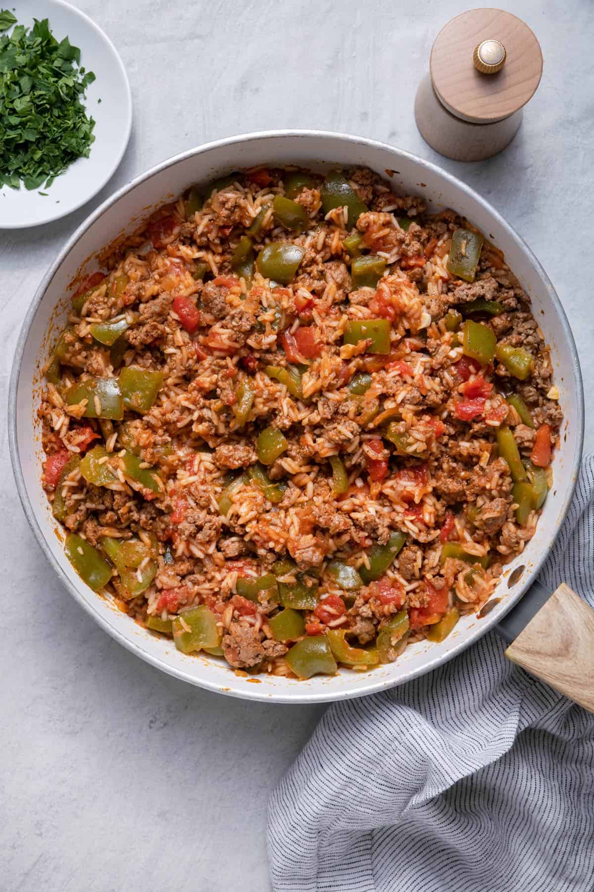 Skillet with the unstuffed peppers recipe before serving