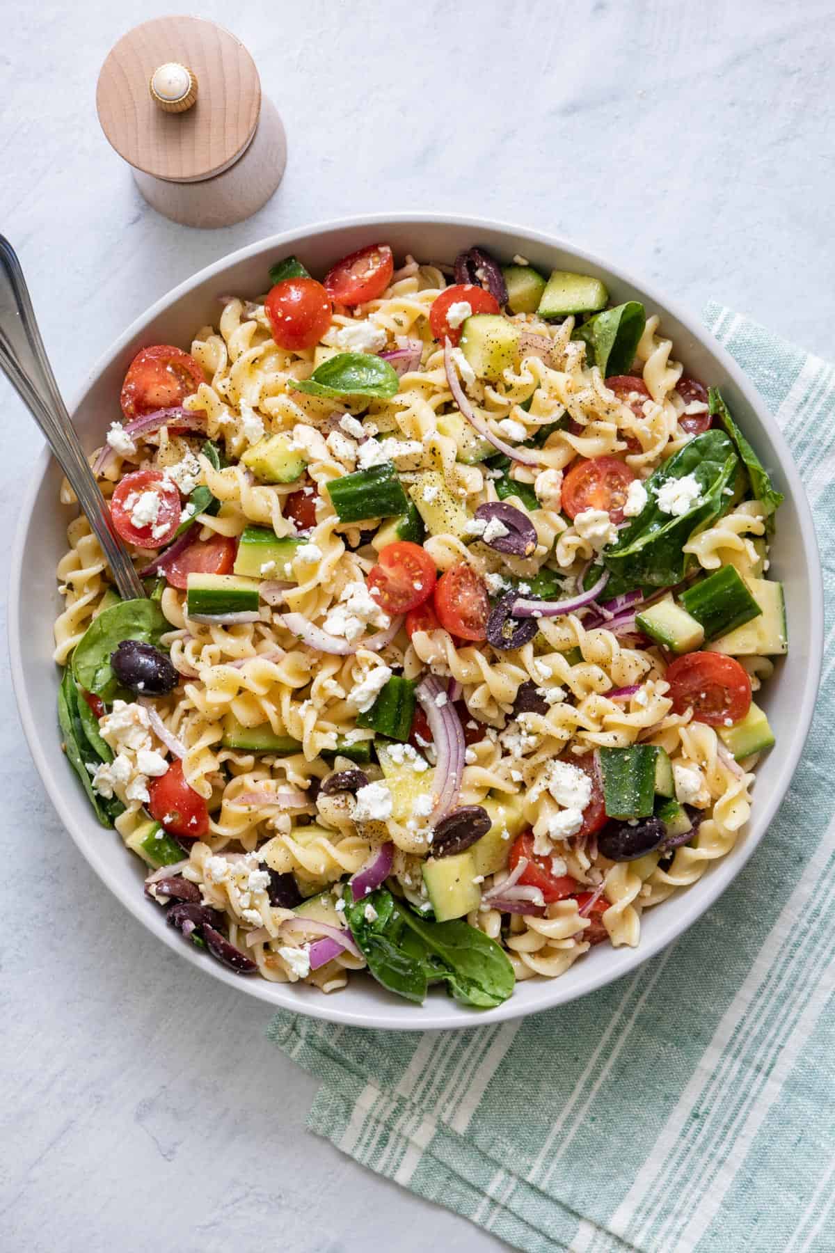 How to Make the Ultimate Pasta Salad