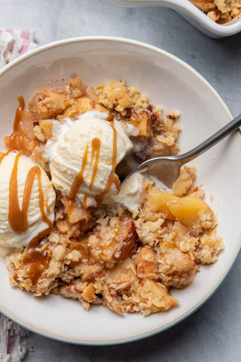 Easy Apple Crisp {Oat & Pecan Topping} - FeelGoodFoodie