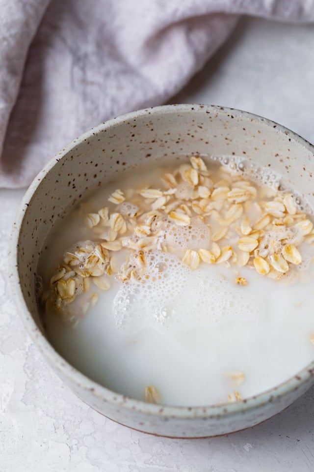 How to Make Oat Milk {2 Ingredients} - FeelGoodFoodie