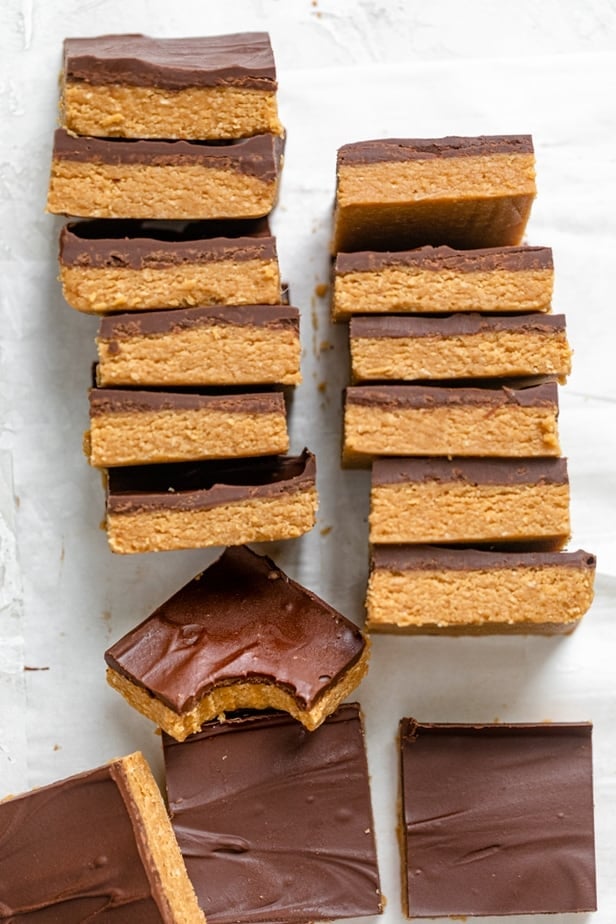 Giant Chocolate Bar Cake Mold - Baking Bites