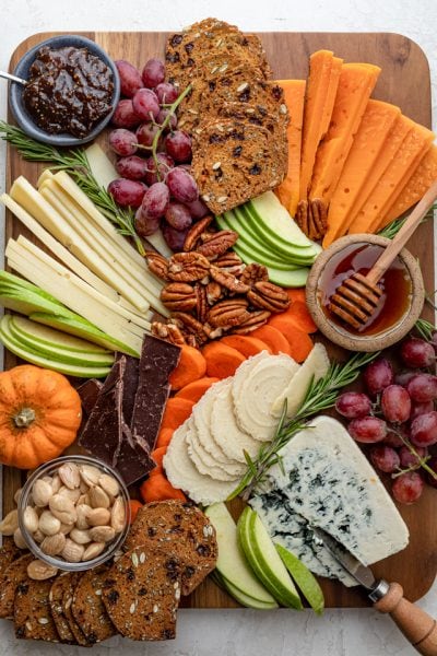 How To Make A Cheese Board {step By Step} - Feel Good Foodie