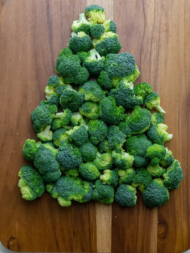 Assembling the broccoli for the Christmas tree vegetable platter.