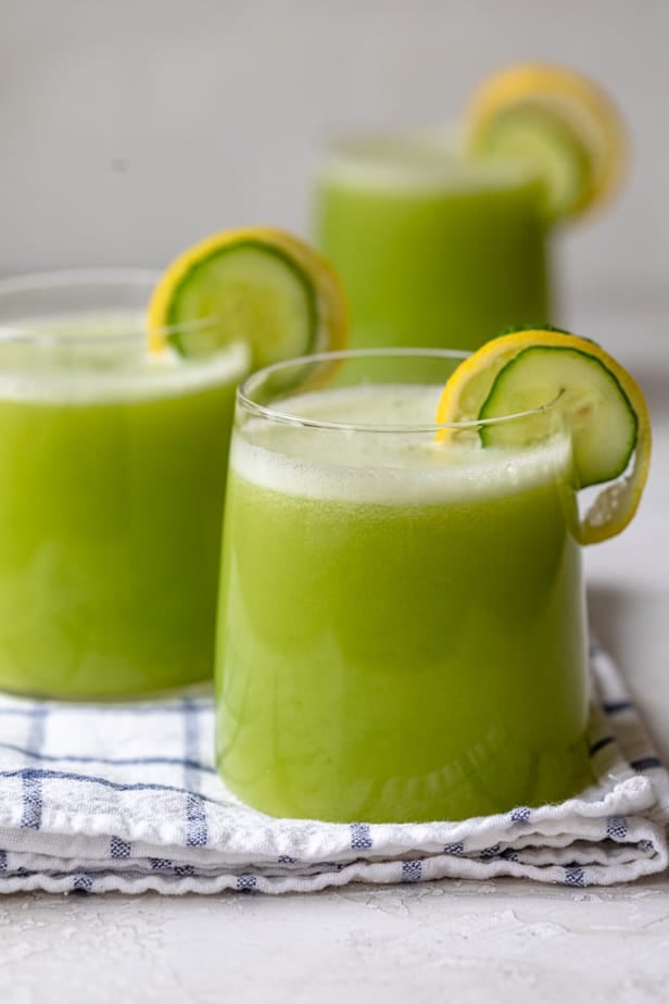 Detox cucumber juice - vegan and easy