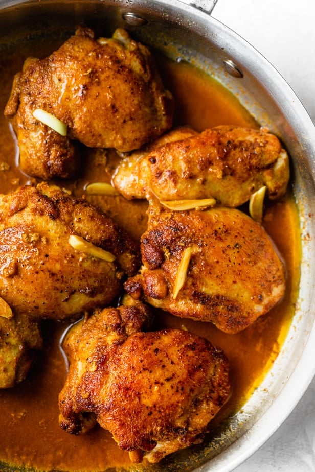 https://feelgoodfoodie.net/wp-content/uploads/2020/01/Pan-Seared-Chicken-Thighs-7.jpg