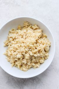 Bowl of cooked brown rice