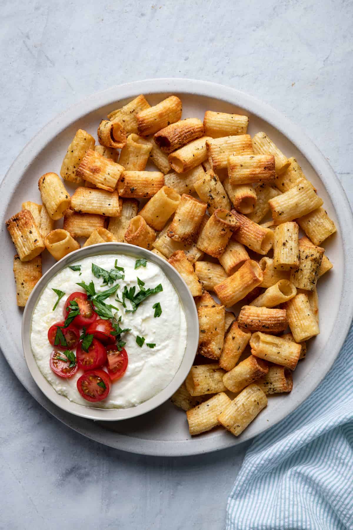 https://feelgoodfoodie.net/wp-content/uploads/2020/06/pasta-chips-10.jpg