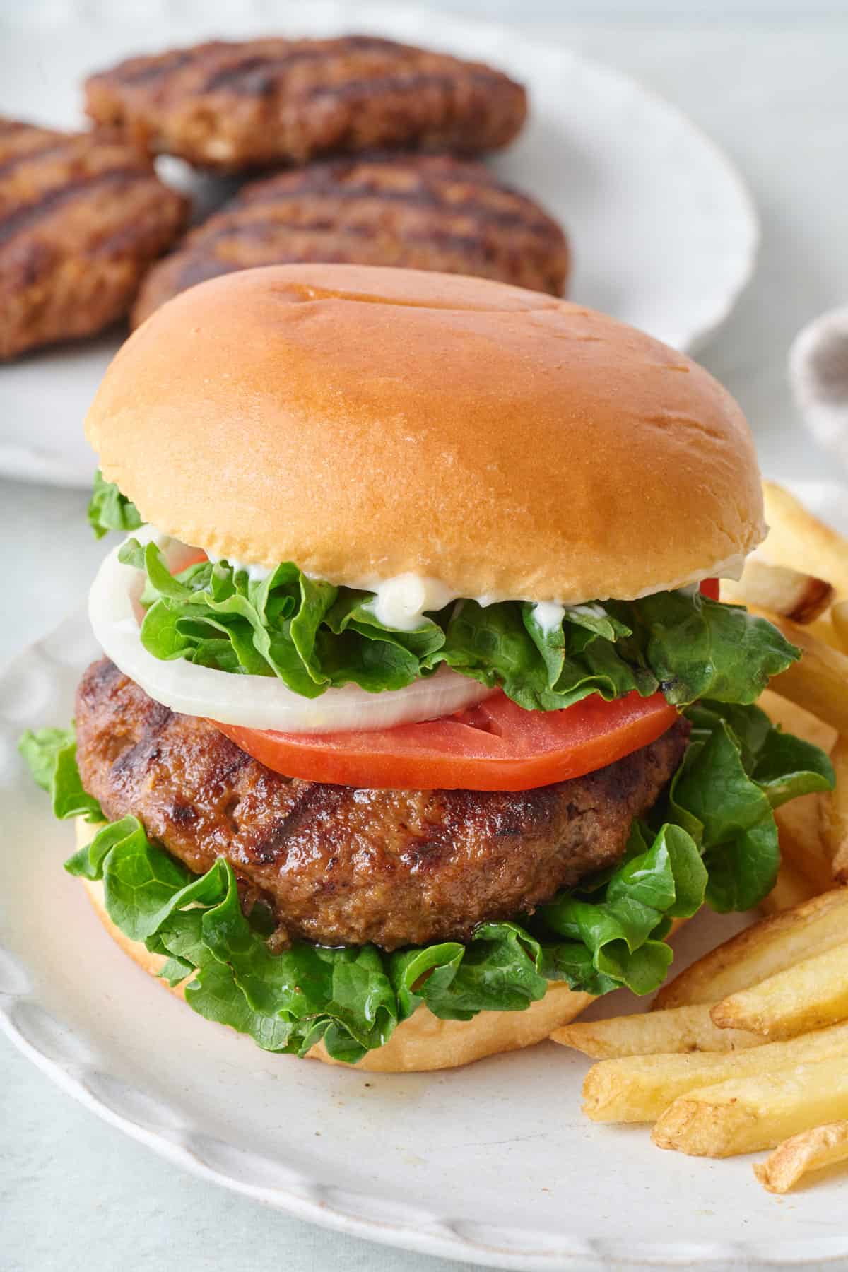 Homemade Beef Burgers {Easy & Juicy} - FeelGoodFoodie