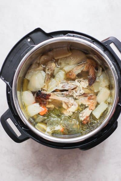 How to Make Chicken Stock {Stovetop & InstantPot} - FeelGoodFoodie