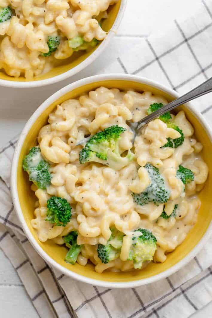 Broccoli Mac and Cheese {Easy Recipe!} - Feel Good Foodie