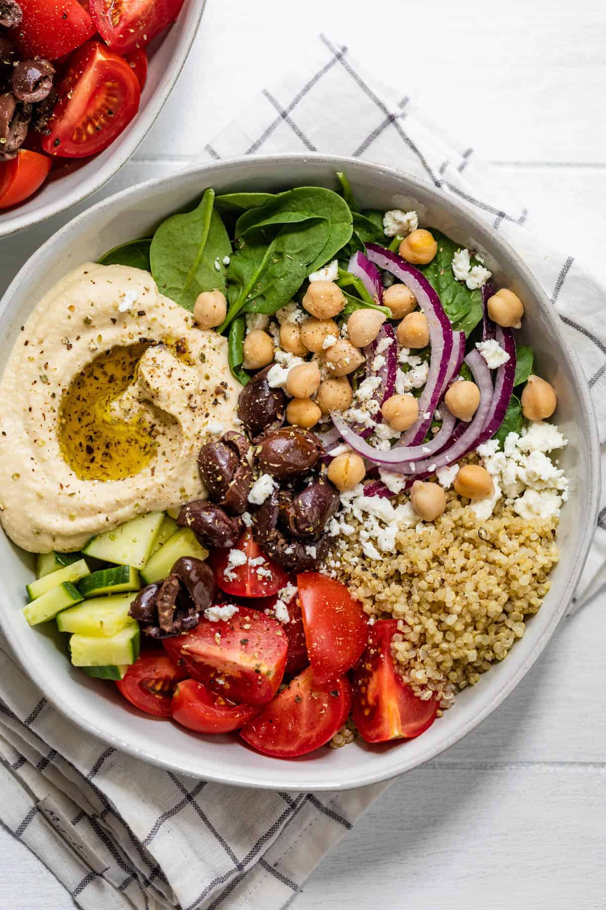 Mediterranean Hummus Bowl {Vegan Freindly} - FeelGoodFoodie