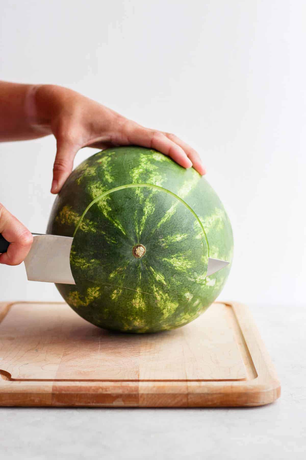 How to cut a watermelon into cubes ? 