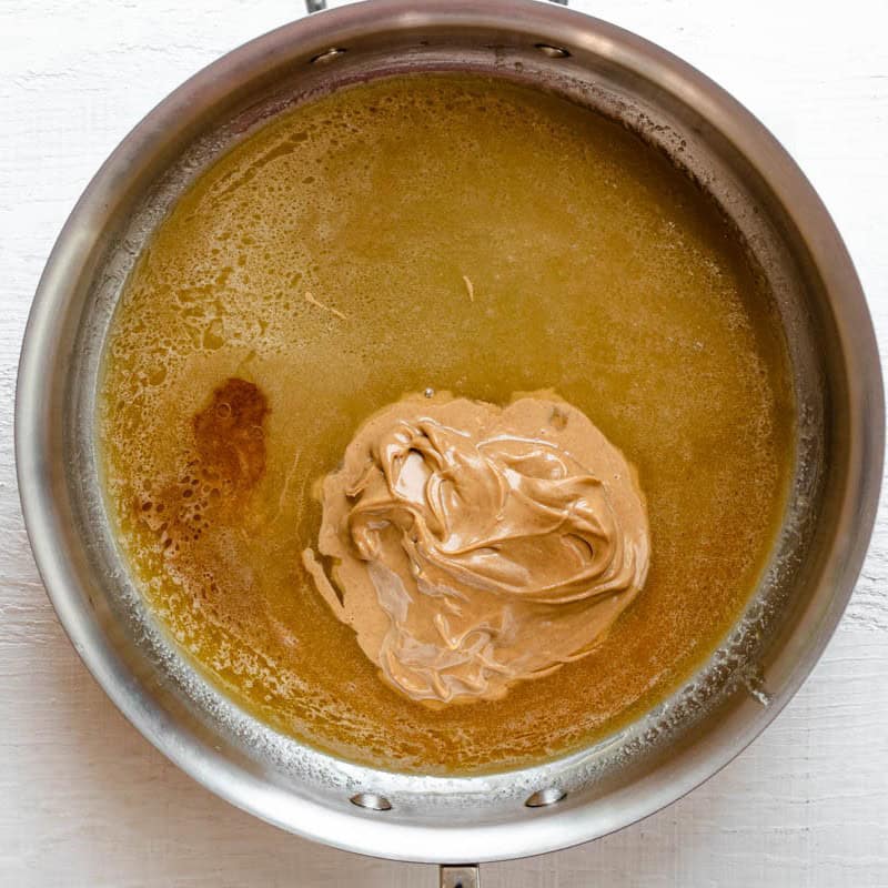 Cooled down mixture with added vanilla, salt and peanut butter.