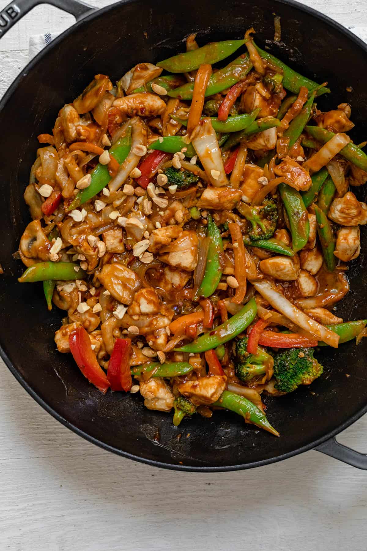 Thai Peanut Chicken Stir Fry {One Pan!} FeelGoodFoodie