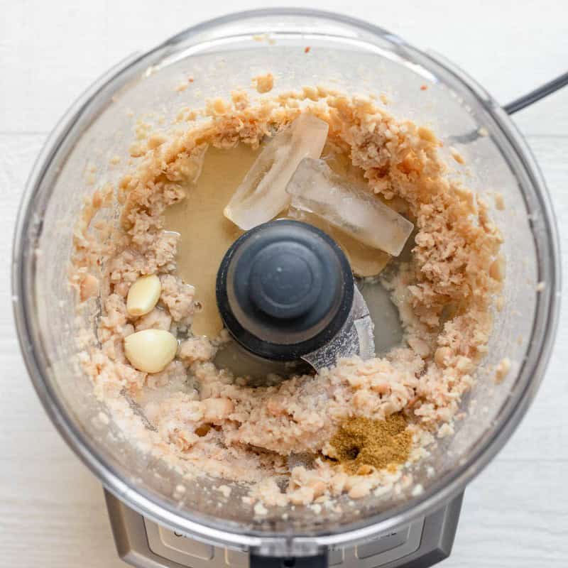 Add remaining ingredients and ice cubes.