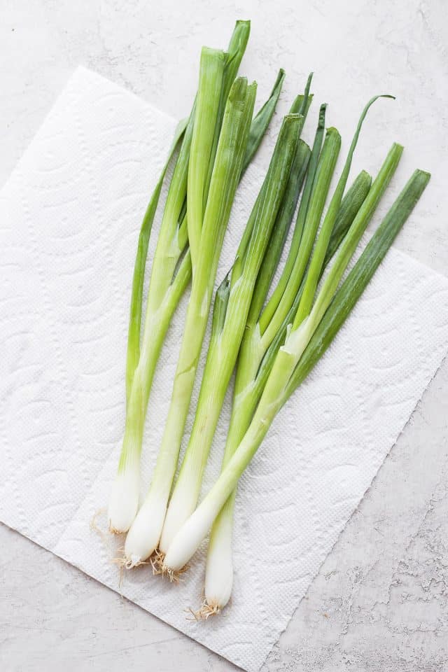 How to Cut a Green Onion {Step-by-Step Tutorial} - Feel Good Foodie