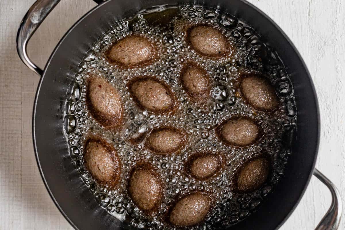 Showing how the recipe looks when frying