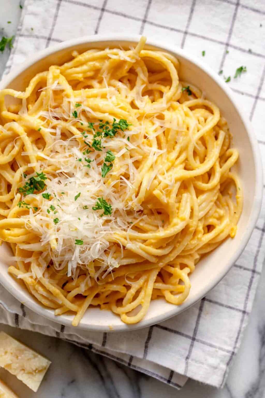 Butternut Squash Pasta {Creamy Garlic-y Sauce} - Feel Good Foodie