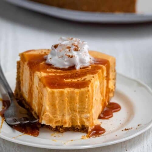 No-Bake Pumpkin Cheesecake {Easy Recipe!} | FeelGoodFoodie