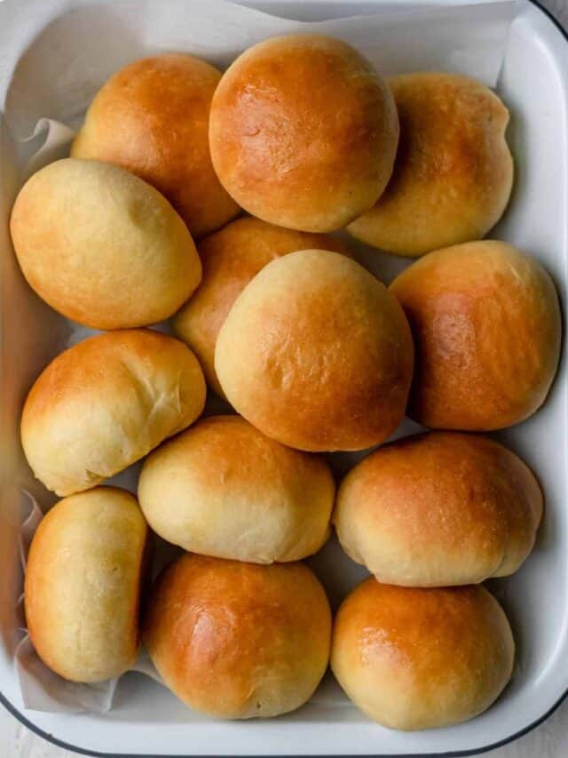 Homemade Dinner Rolls - Feel Good Foodie