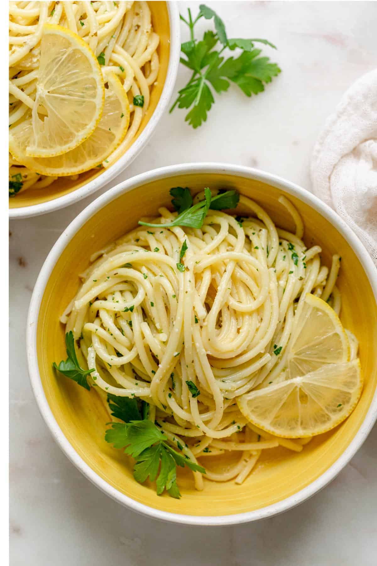 Lemon Pasta Recipe {No Butter or Cream} - FeelGoodFoodie