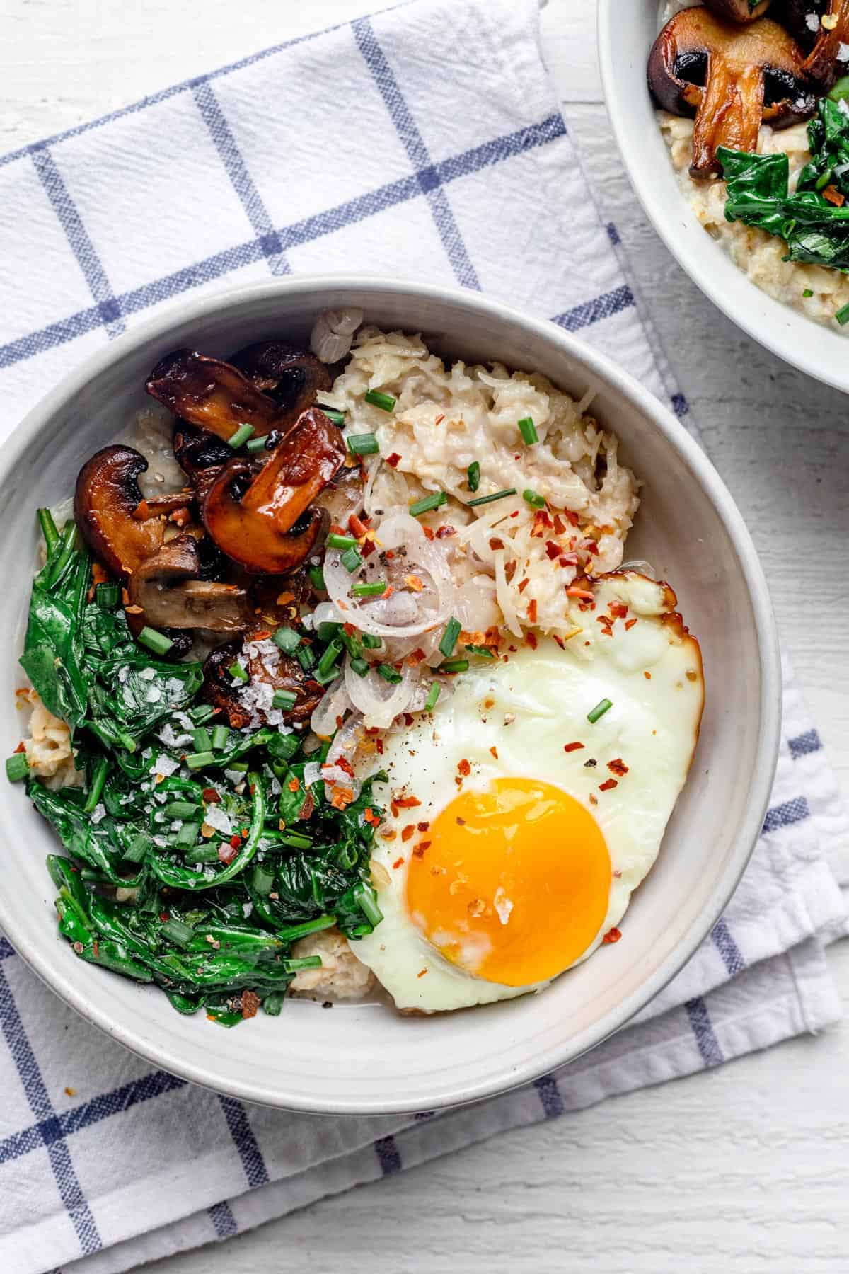 Breakfast Oatmeal With Eggs