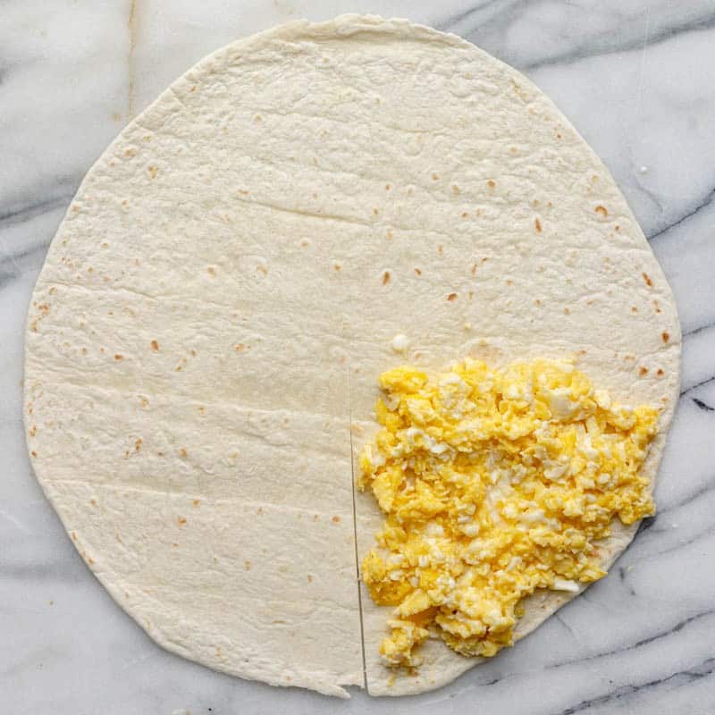 Tortilla with eggs on 1/4.