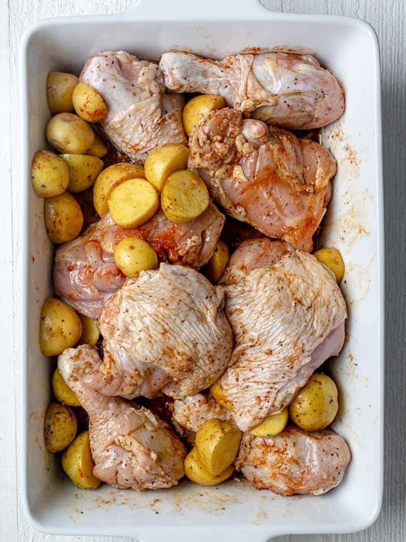 Chicken, potatoes, and sauce mixed together.