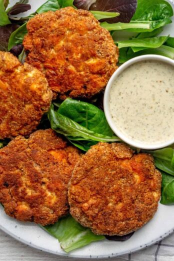 cropped-Salmon-Cakes-8.jpg