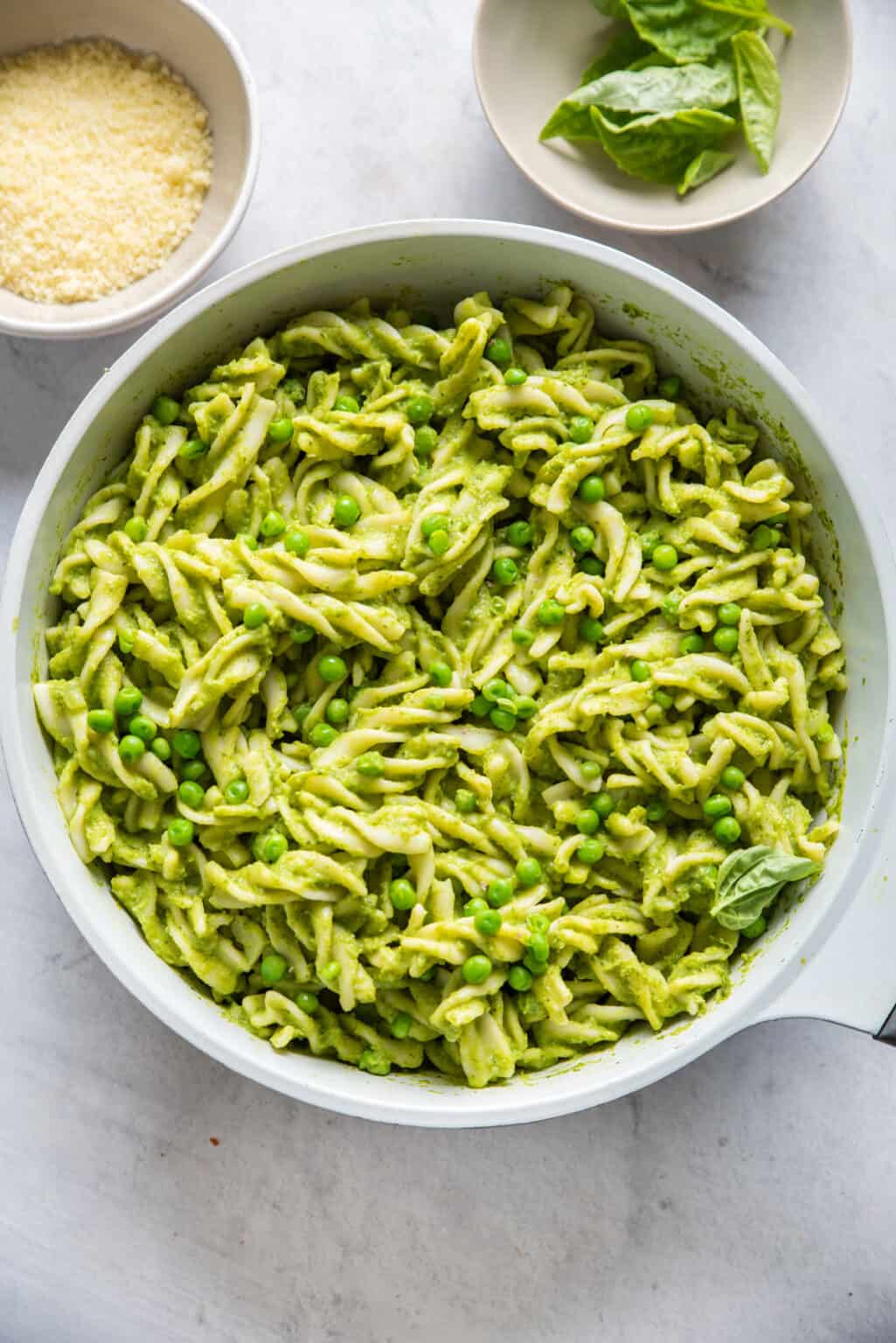 Pasta with Peas {Spring Vegetarian Recipe} Feel Good Foodie