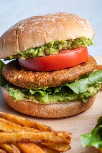 cropped-Chickpea-Burger-08.jpg