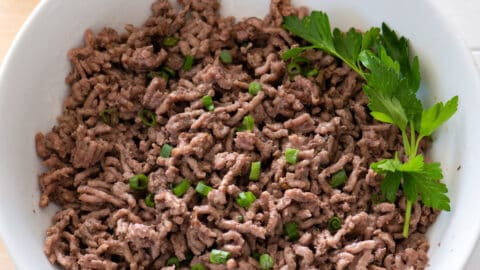 How To Cook & Brown Ground Beef {Hamburger Meat} - FeelGoodFoodie