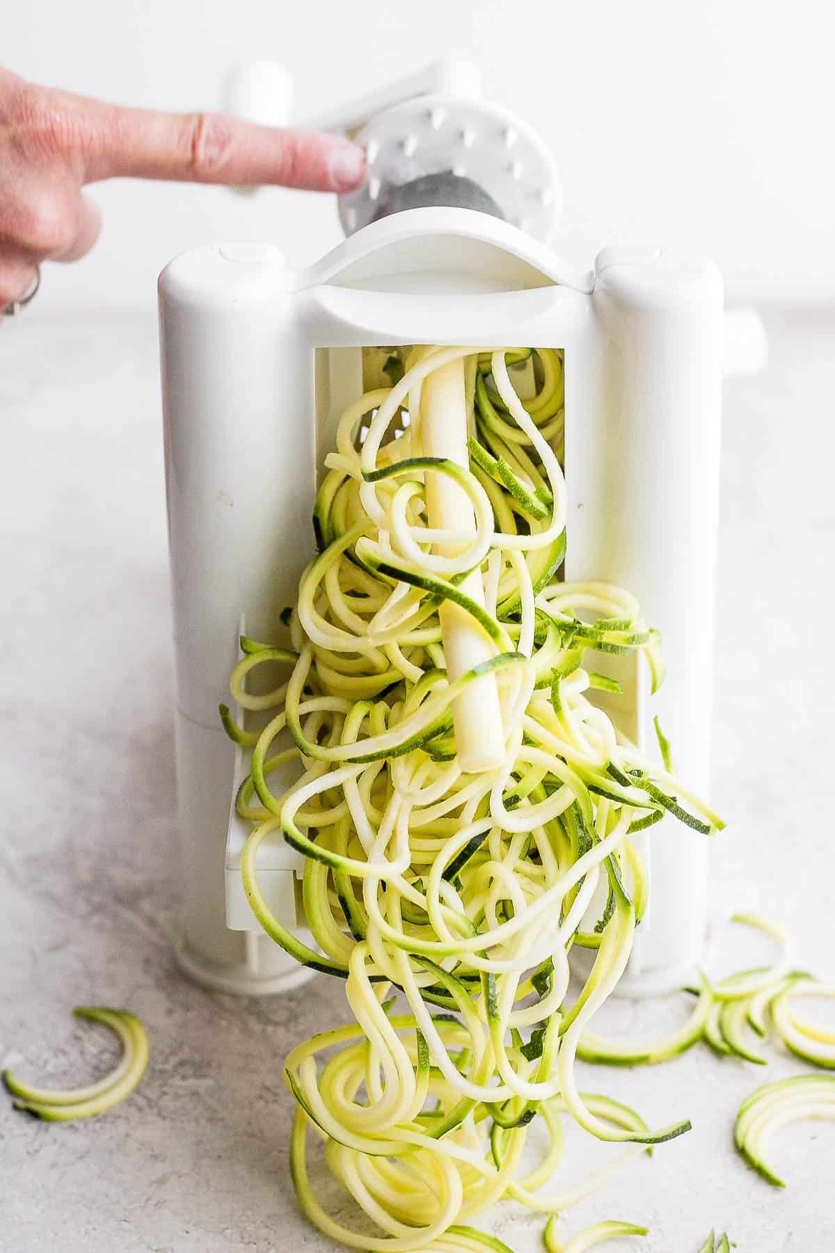 How to make veggie noodles with a spiralizer - CNET