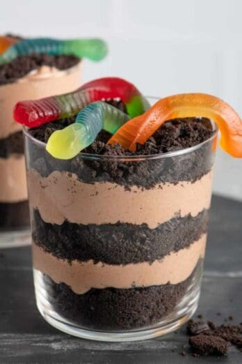 Dirt pudding cups made with pudding and oreos