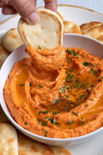 cropped-Roasted-Red-Pepper-Hummus-09.jpg