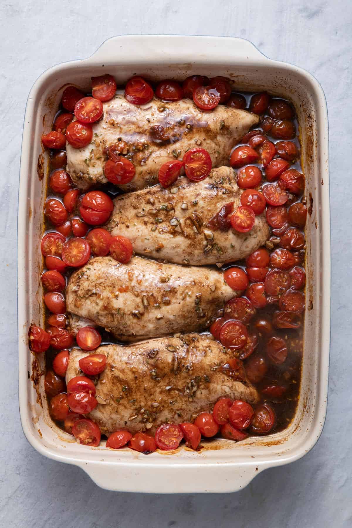 Final baked chicken with tomatoes after baking