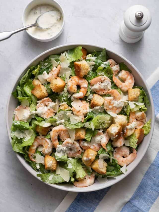 https://feelgoodfoodie.net/wp-content/uploads/2022/01/cropped-Shrimp-Caesar-Salad-with-Yogurt-Dressing-10.jpg