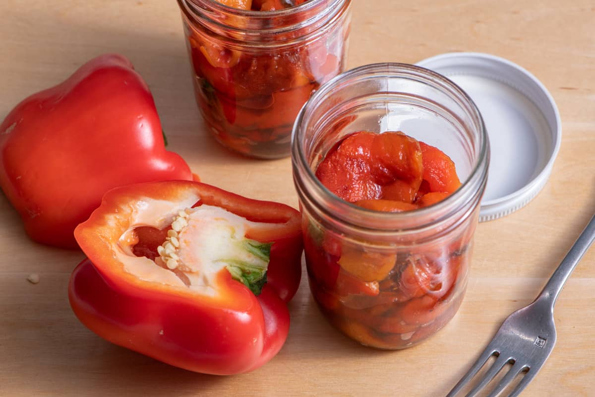 Image to show how to roast red bell peppers